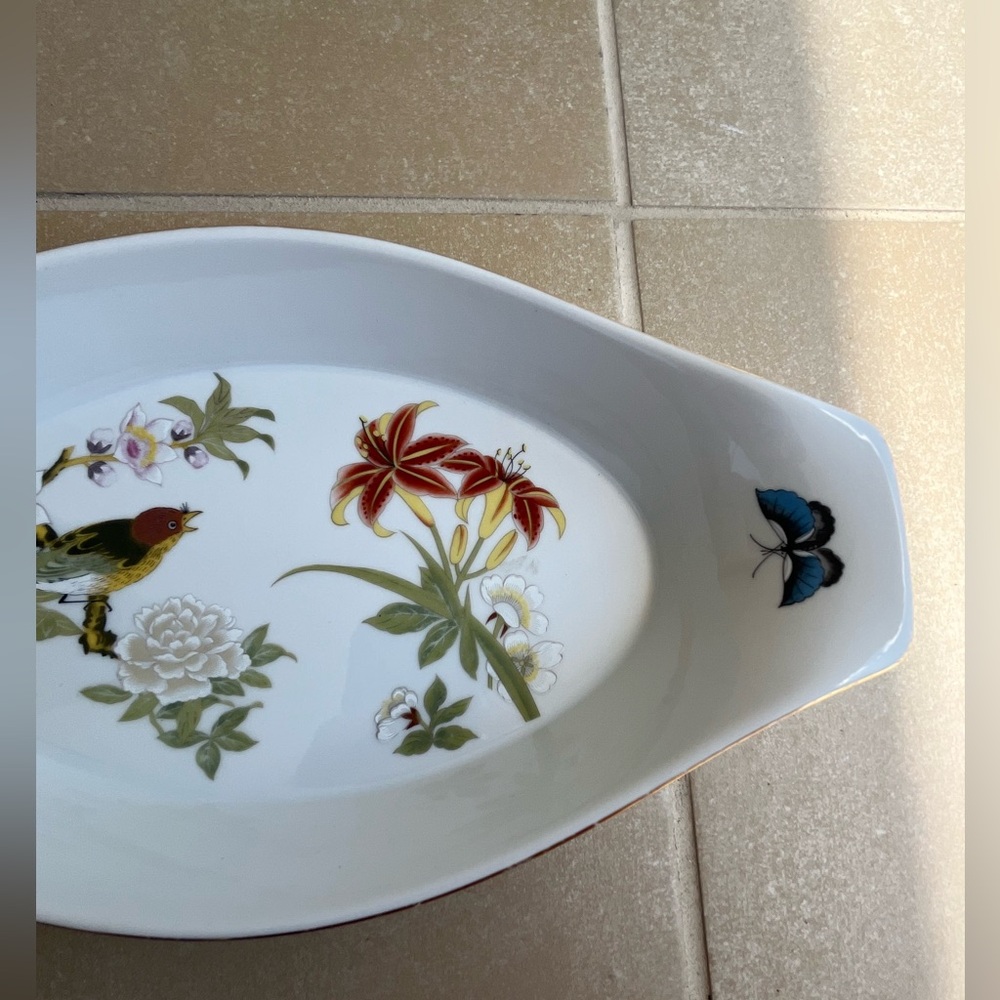 Vintage Chinese garden floral bird ceramic oven to table oval casserole dish. - Picture 4 of 6